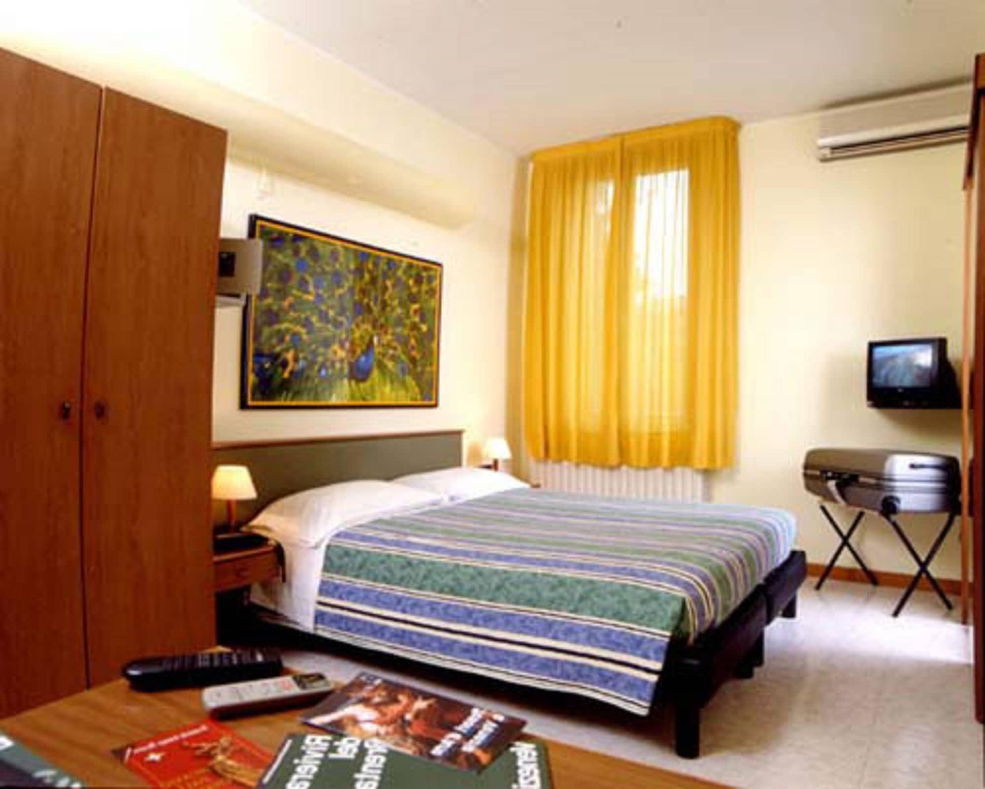 Hotel Martello Marghera Bagian luar foto